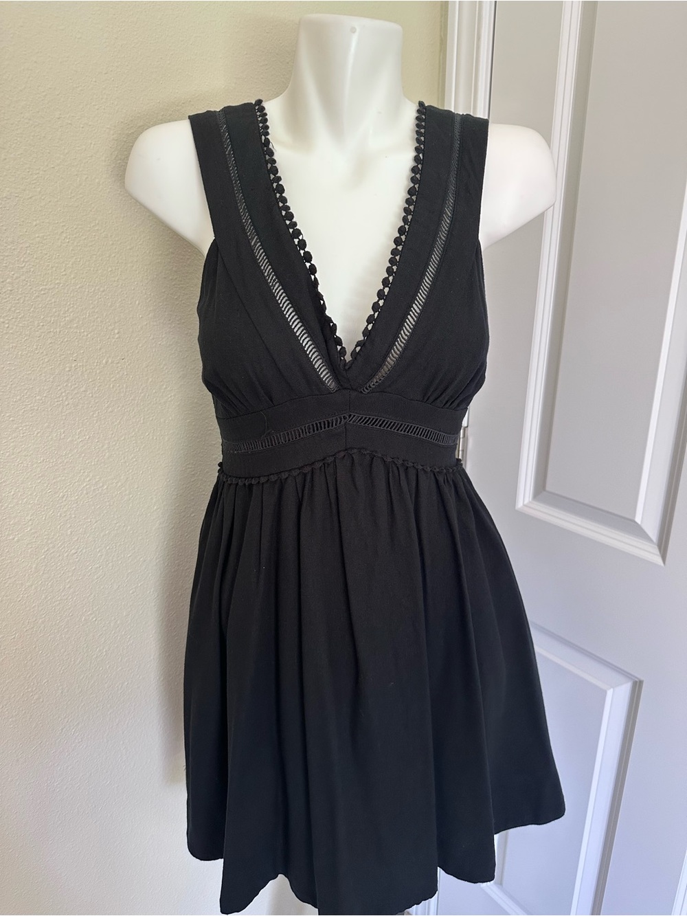 Taylor Linen Black Sleeveless Dress with Pom Trim